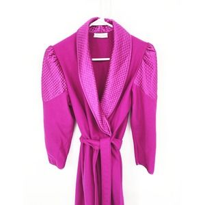 Famous Bodies Fuchsia Pink Fleece Robe Long Quilted Collar Shoulders 80s 90s ?